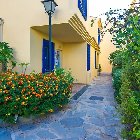 Oleholidays Adosado Azalea Lägenhet Marbella